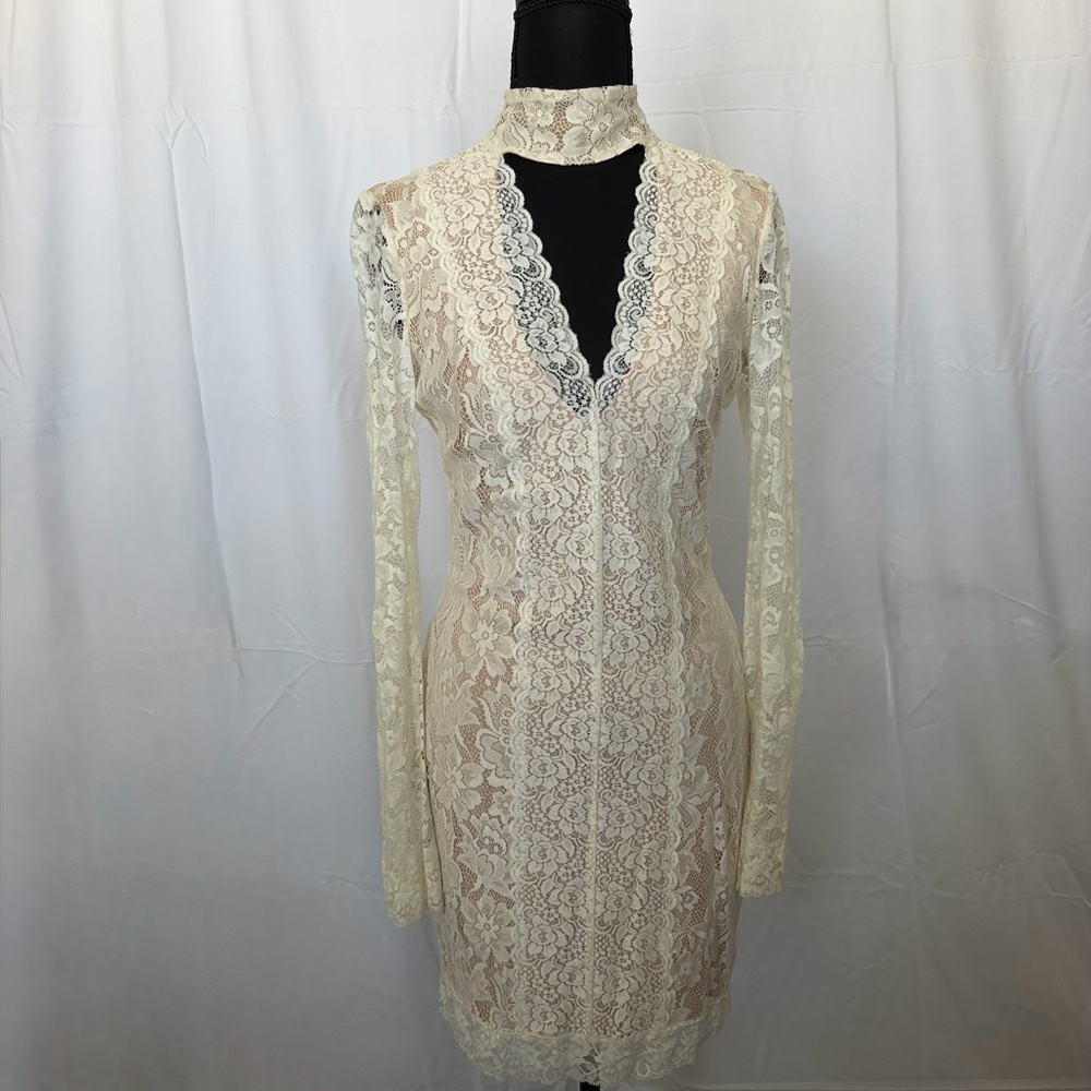 bebe Cream Lace Long Sleeve Dress